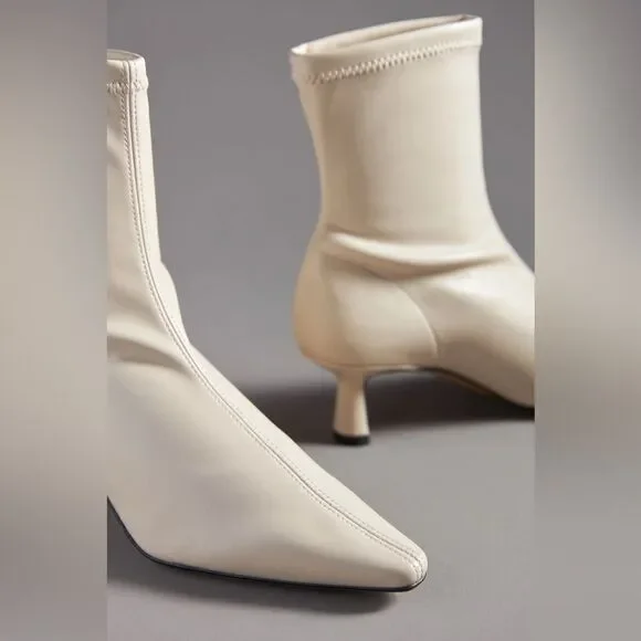 Angel Alarcon pointed toe kitten heel boots bone in size 41 - Picture 3 of 5